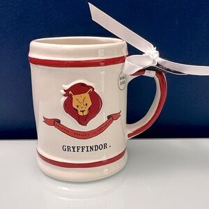 NWT Rae Dunn x Harry Potter Gryffindor Mug